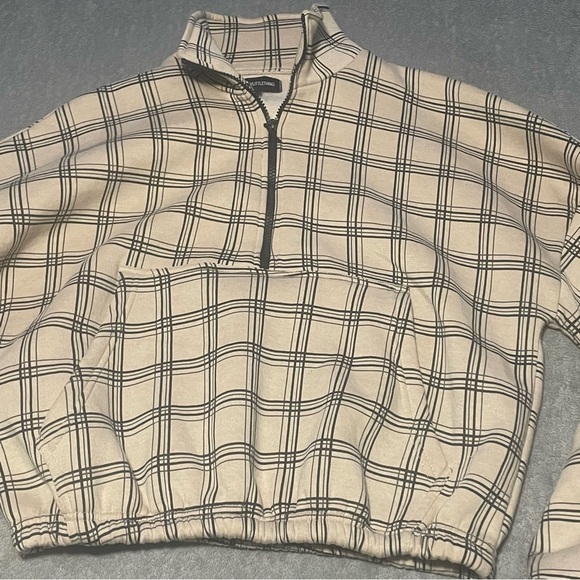 PRETTY Little Thing tan plaid half zip with pockets oversized size large VGUC - Picture 7 of 9